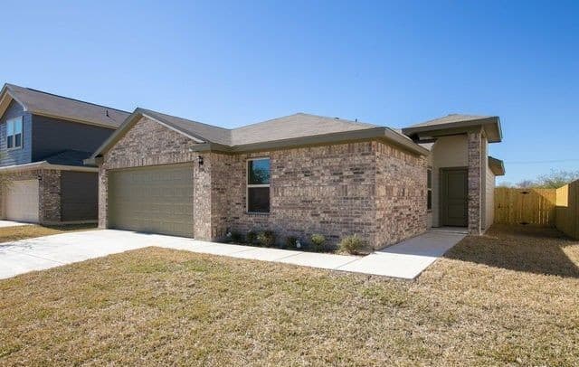 rental at 9627  Autumn Pl in Converse, TX — photo 1