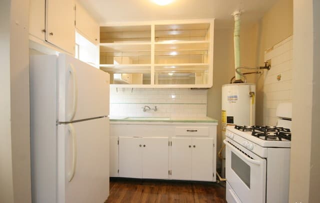 rental at 519 W Lynwood Ave Unit 2 in San Antonio, TX — photo 3