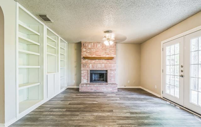 rental at 7427  Legend Point in San Antonio, TX — photo 3