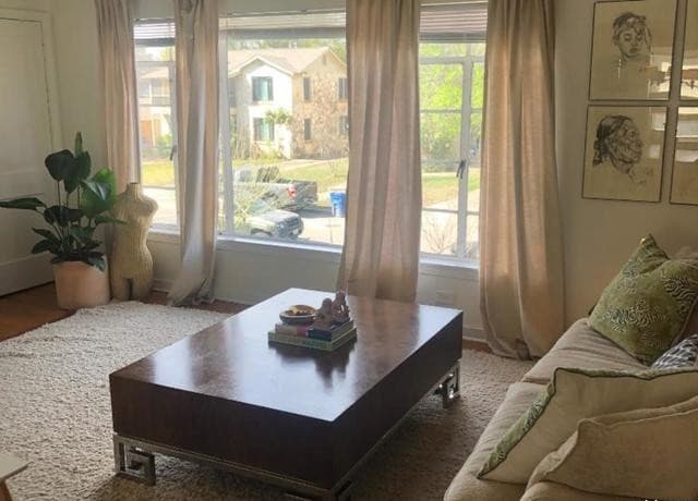 rental at 420  Bryn Mawr Dr in San Antonio, TX — photo 4