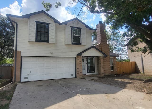 rental at 3502  Pavillion Circle in San Antonio, TX — photo 2
