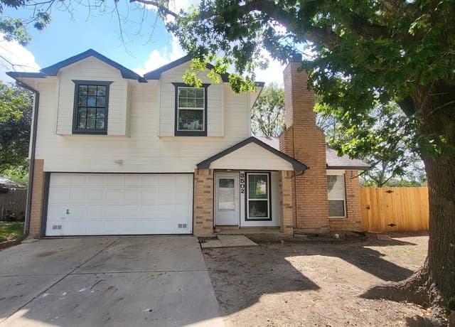 rental at 3502  Pavillion Circle in San Antonio, TX — photo 3