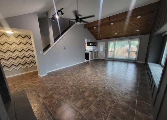 rental at 3502  Pavillion Circle in San Antonio, TX — photo 4