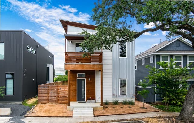 rental at 619  Leigh St in San Antonio, TX — photo 1