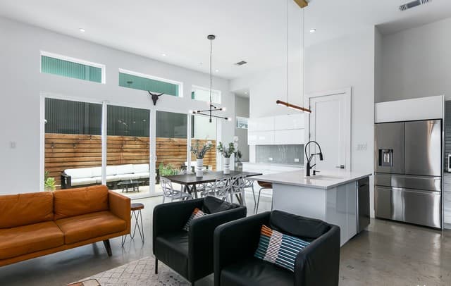 rental at 619  Leigh St in San Antonio, TX — photo 5