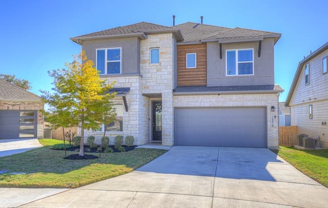 rental at 15418  Ivory Hls in San Antonio, TX — photo 1