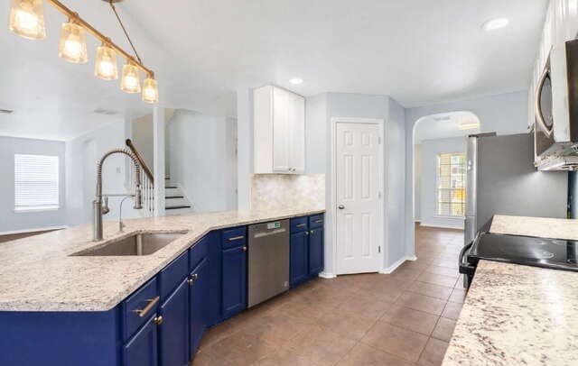 rental at 406  Reba in Converse, TX — photo 4