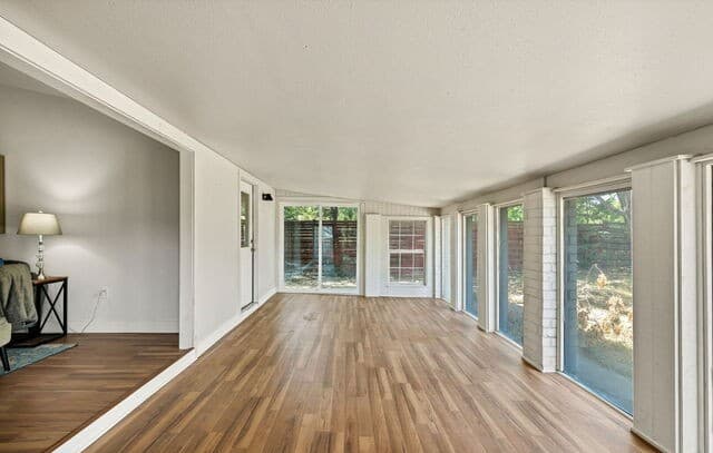rental at 7637  Antique Oak St in Live Oak, TX — photo 4