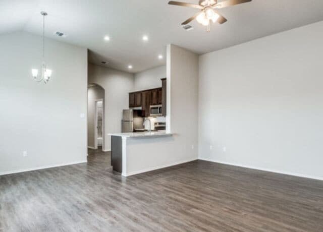 rental at 9931  Westover Bluff in San Antonio, TX — photo 4