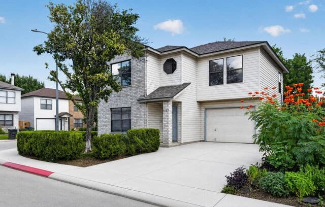 rental at 5123  Sunset Glade in San Antonio, TX — photo 2