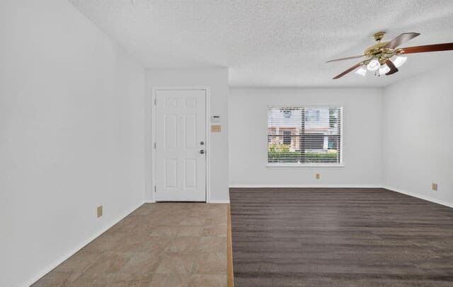 rental at 5123  Sunset Glade in San Antonio, TX — photo 5