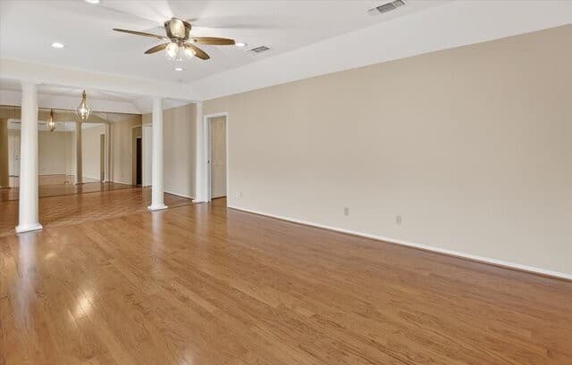 rental at 8033 N New Braunfels Ave Unit # 400 E in San Antonio, TX — photo 4