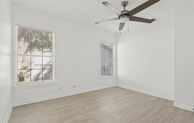 rental at 2445  Wyoming St in San Antonio, TX — photo 4