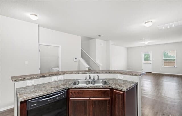 rental at 2438  Key Hole View in Converse, TX — photo 3
