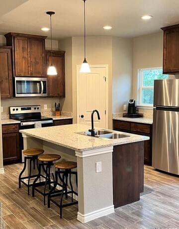 rental at 946  Cypress Dr in Canyon Lake, TX — photo 2