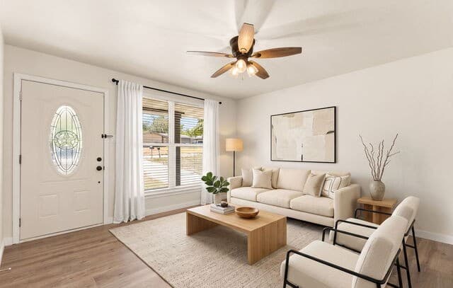 rental at 807  Boulder Dr in Universal City, TX — photo 2