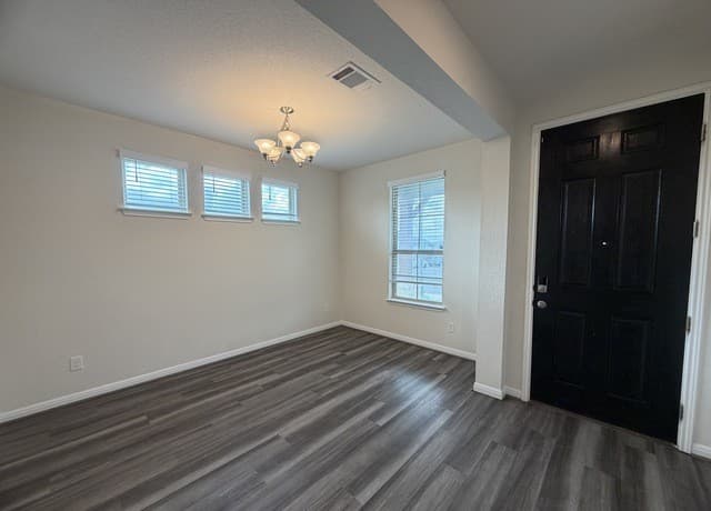 rental at 4804  Night Herder in St Hedwig, TX — photo 2