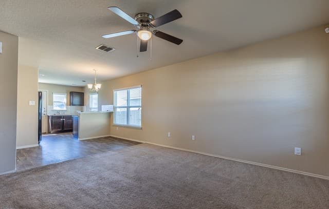 rental at 6522  Port Elizabeth in Converse, TX — photo 3