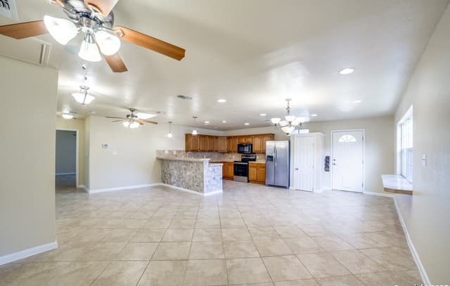 rental at 10490  White Bonnet St in San Antonio, TX — photo 5