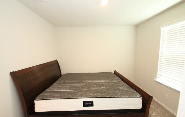 rental at 5218  Concho Spgs in San Antonio, TX — photo 5