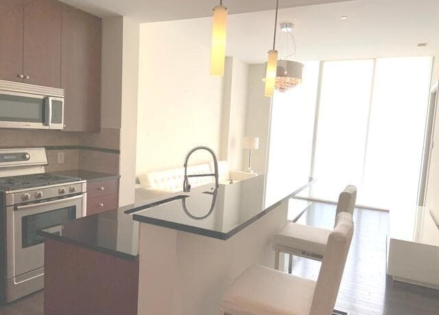 rental at 610  Market Unit 2604 in San Antonio, TX — photo 2