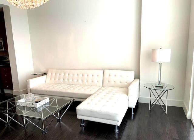 rental at 610  Market Unit 2604 in San Antonio, TX — photo 4