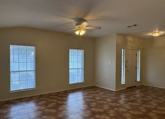 rental at 9803  Sandie in Helotes, TX — photo 3