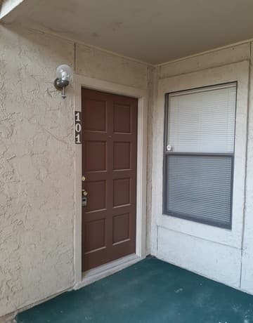 rental at 5322  Medical Dr Unit E101 in San Antonio, TX — photo 3