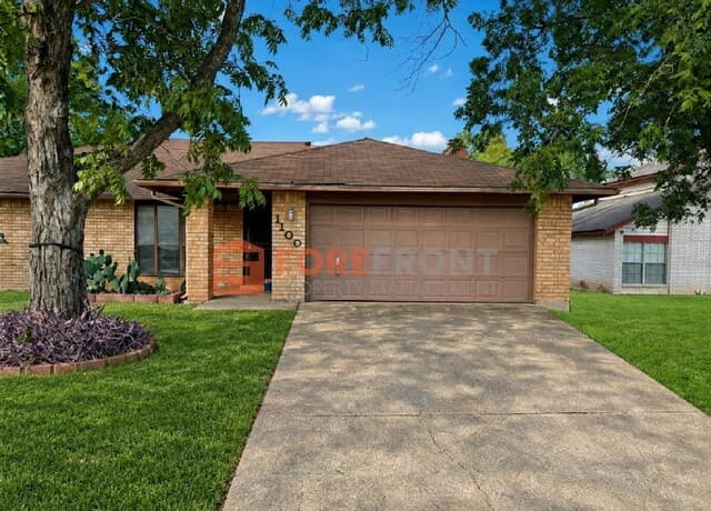 rental at 1100 S Ellison in San Antonio, TX — photo 2
