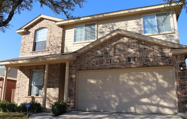 rental at 13607  Riverbank Pass in Helotes, TX — photo 2