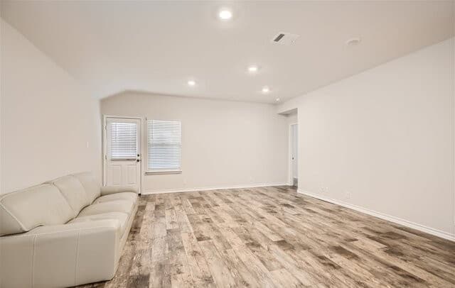 rental at 5551  Stormie Keep in San Antonio, TX — photo 3