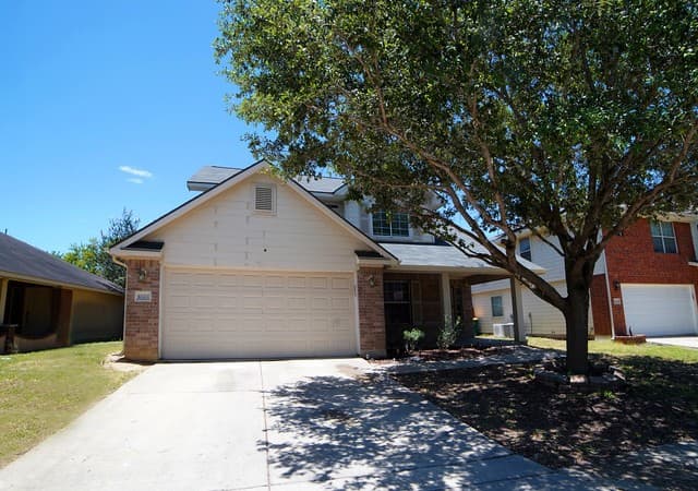 rental at 10211  Margarita Hill in Converse, TX — photo 1