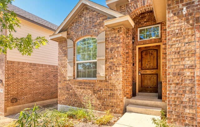 rental at 7631  Ruger Rnch in San Antonio, TX — photo 2