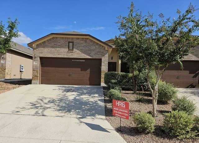 rental at 215  Kaspar Way in New Braunfels, TX — photo 1