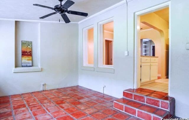 rental at 415  Alamo Heights Blvd in Alamo Heights, TX — photo 2