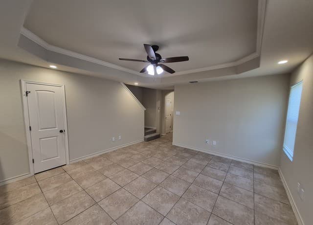 rental at 13910  Annas Way Unit 102 in San Antonio, TX — photo 4