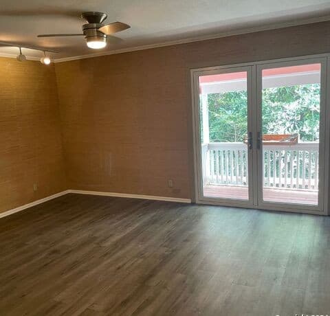 rental at 2300  Nacogdoches Rd Unit APT 203 A in San Antonio, TX — photo 2