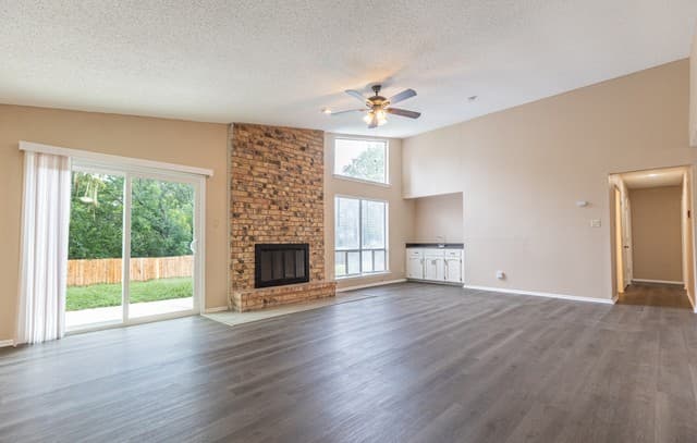 rental at 5814  Pineway St in San Antonio, TX — photo 4