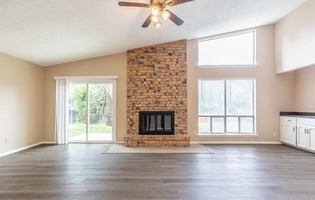 rental at 5814  Pineway St in San Antonio, TX — photo 5