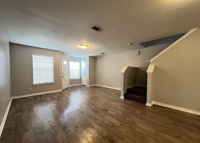 rental at 315  Autumn Pass in San Antonio, TX — photo 3