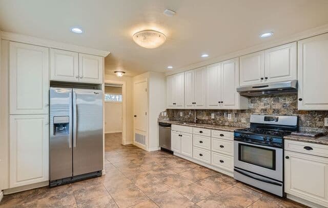 rental at 115  Haskin in San Antonio, TX — photo 4