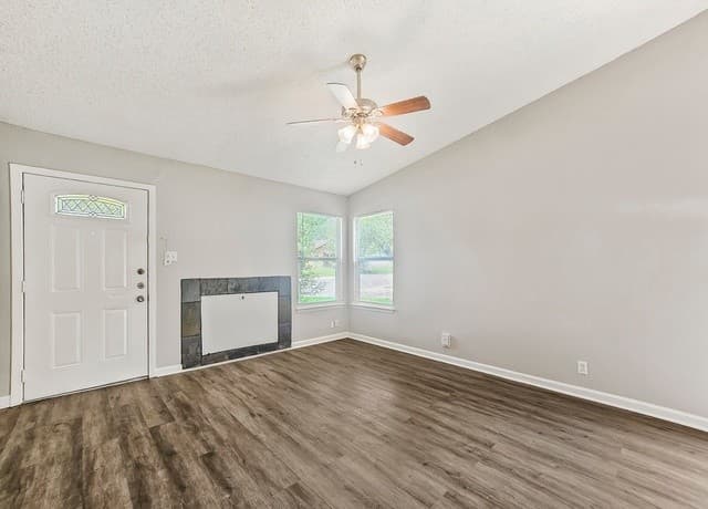 rental at 4066  Sunrise Pass in San Antonio, TX — photo 3