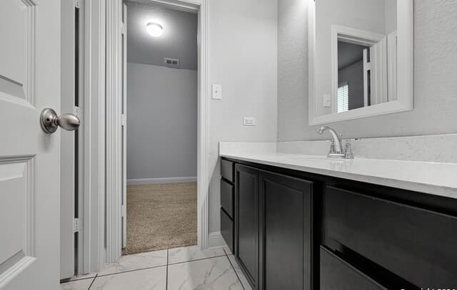 rental at 13710  Bradford Park in San Antonio, TX — photo 5