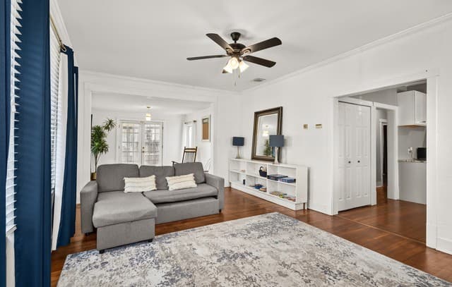 rental at 314  Queen Anne Ct in San Antonio, TX — photo 5