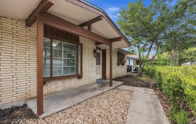 rental at 7123  Tealeaf St in Leon Valley, TX — photo 2