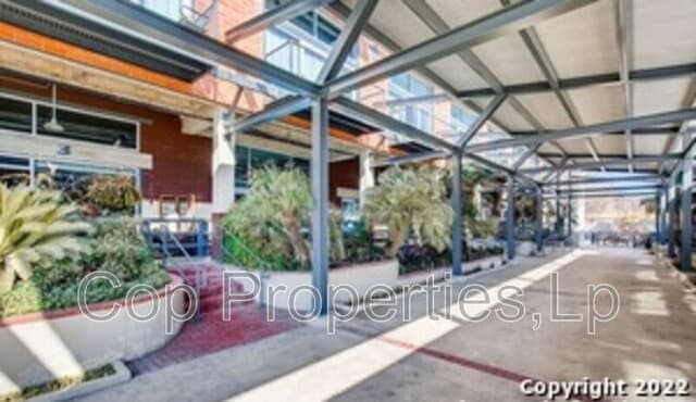 rental at 1331  S Flores St in San Antonio, TX — photo 2