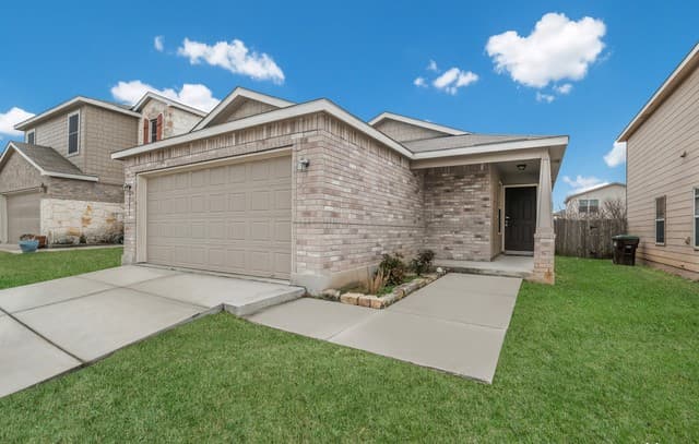 rental at 25019  Cambridge Well in San Antonio, TX — photo 3