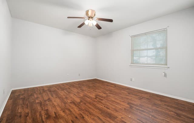 rental at 4818  Bill Anders Dr in Kirby, TX — photo 5