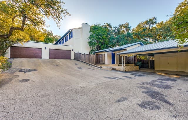 rental at 724  Alta Ave in Alamo Heights, TX — photo 2