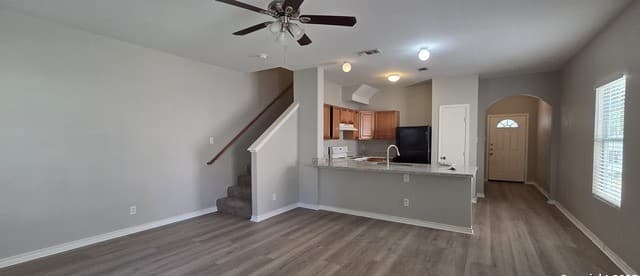 rental at 7810  Kingsbury Wood Unit 2 in San Antonio, TX — photo 1